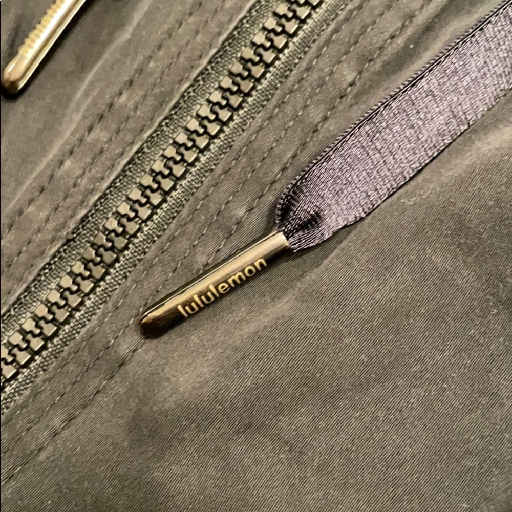 Lululemon Jacket - Picture 3 of 8